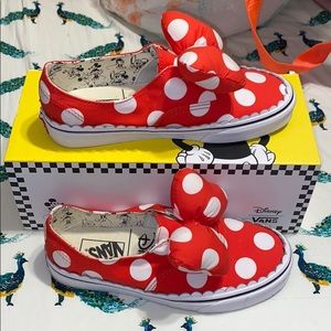 Minnie mouse vans size 8!